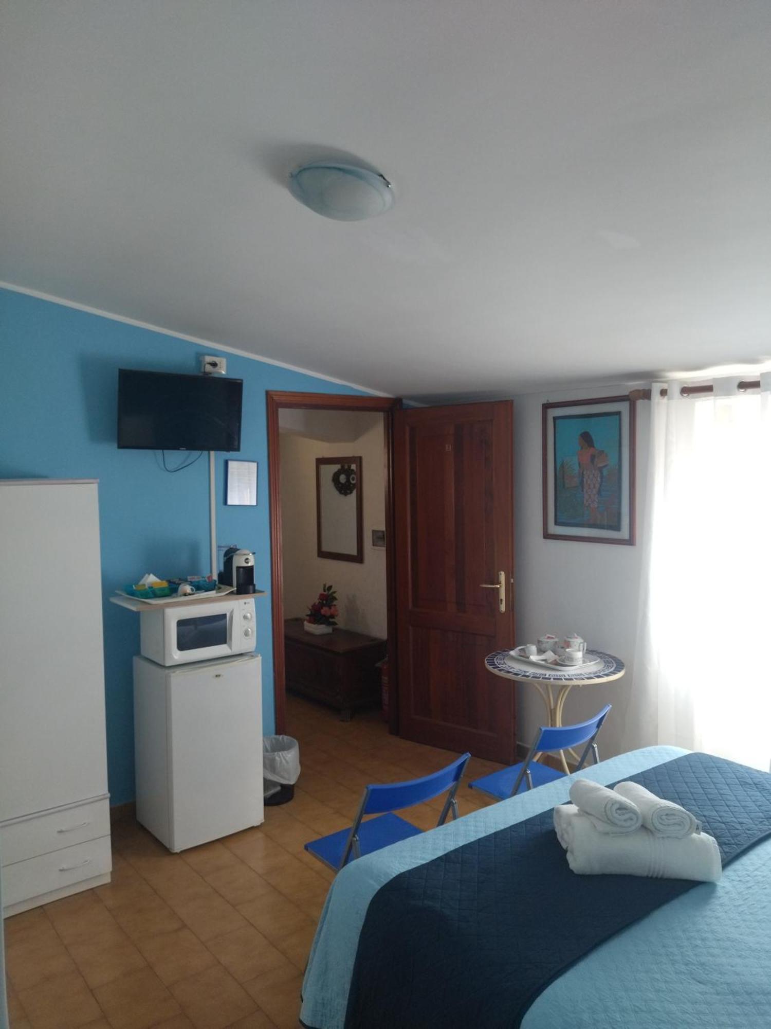 B&B La Pace Ardea Exterior foto